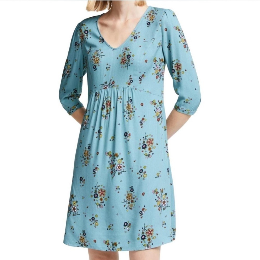 Bodeb Floral Blue Dress with 3/4 Sleeves size 6